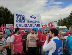 İşçiler Gebze Organize Sanayi'nin Giriş Ve Çıkışını Kapattı