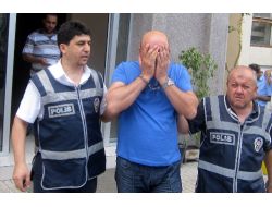 25 Ayrı Mahkeme Tarafından Aranan Dolandırıcı İzmir’de Yakalandı