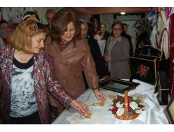 Tatvan Halk Eğitimi Merkezi Yılsonu Sergisini Açtı