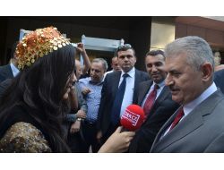 Türkçeyi Öğrenen Suriyeli Yadigar, İlk Röportajını Bakanla Yaptı