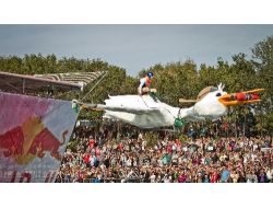 Caddebostan'dan Denize Süzüldüler