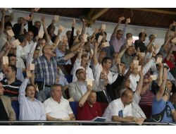 Trabzonspor'da Yeni Yönetimin Görev Süresi 2 Yıl Uzatıldı