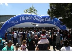 Türkçe Şöleni İçin Birçok İlden İnsanlar İzmir'e Akın Etti