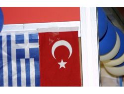 Komşu Standından Barış Mesajı