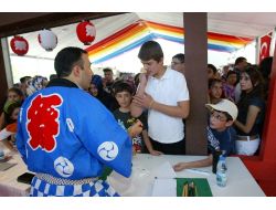 Japonya Standına Büyük İlgi