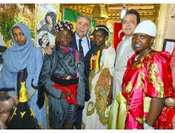 Kocaoğlu Kültür Şöleni'nde 32 Dakikada Afrika Turu Yaptı