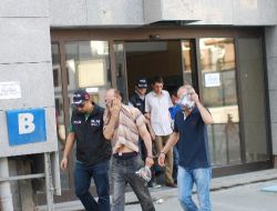 Sahte Kraliyet Pulu İle İngilizleri Dolandırdılar