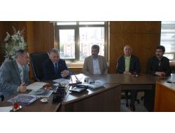 Başkan Memduh Büyükkılıç Muhtarları Dinledi