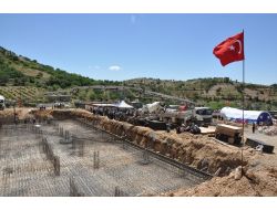 Tut Akçatepe İlkokulu'nun Temeli Törenle Atıldı