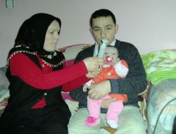 Oksijen Tüpüne Bağlı Yaşayan Şeyma Bebeğe İlk Yardım Kimse Yok Mu Derneği'nden