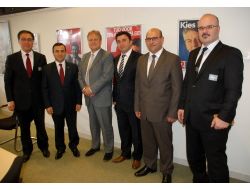 Tuskon Başkanı Rızanur Meral Hollanda Meclisi'nde