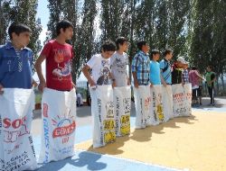 Gökkuşağı Okuma Salonları'nda Sbs Şenliği