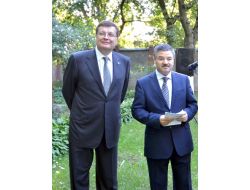 Azerbaycan'ın Cumhuriyet Günü Kiev’de Kutlandı