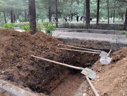 İslamköy'de Nazmiye Demirel'in Mezarı Hazırlandı