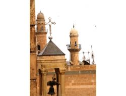 Mardin'de Taşın Ve İnancın Kardeşliği Cami Ve Kiliseye Yansıyor