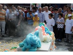 Feza Lisesi Cumhuriyet Meydanı'nı Laboratuvara Çevirdi