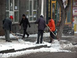 Kars'ta Akşam Yağan Kar Sabah Eridi