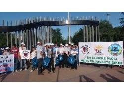 Batman'da Davul Zurna Eşliğinde Çöp Toplandı