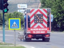 Balıkesir'de Şehiriçi Trafik Çizgileri Yenileniyor