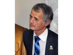 Kırımoğlu, Kırım Tatar Milli Meclisi Başkanlığı'nı Bırakacak(özel)