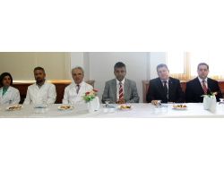 Rektör Güder'den Başarılı Hemşirelere Teşekkür