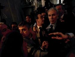 Mehmet Ali Ağca Otele Girerken Kargaşa Yaşandı