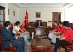 Besni'ye Okul Yaptıran Japon Yamazaki Çiftinden Vali Demirtaş’a Ziyaret