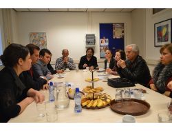 Adanalılar Hollanda'ya Çıkarma Yaptı