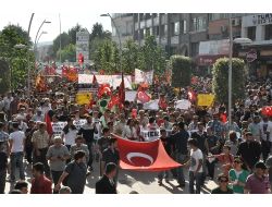 Bolu'da Üniversitelilerden Taksim Protestosu
