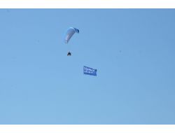 Zonguldak Semalarında 'Türkçe Olimpiyatı' Yazılı Dev Afiş Dalgalandı