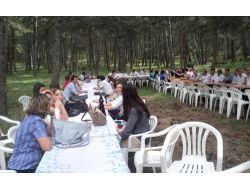 Orhaneli Ve Köylerindeki Öğretmenler Yemekte Buluştu