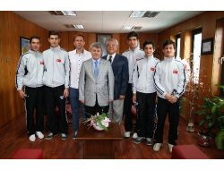Tophane Badminton Takımı'ndan Gülsar’a Ziyaret