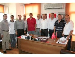 Ak Partililerden Yeni Seçilen Chp İlçe Başkanına 'Hayırlı Olsun' Ziyareti