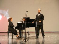 Türk, Kazak Ve Kırgız Opera Sanatçıları Birlikte Konser Verdi