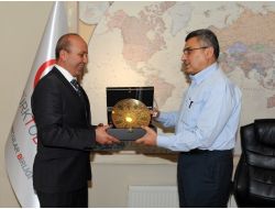 Akif Gülle'den Türktob'a Ziyaret