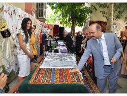 Siirt Halk Eğitim Merkezi Kursiyerleri Yıl Sonu Sergisi Açtı