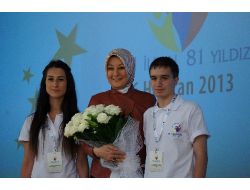 Gül'ün Dört Yıl Önce Diktiği Fidan Çiçek Açtı