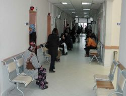 Sakaryalı Doktorlar 'tam Gün Yasası' Eylemine Destek Vermedi