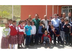Nazilli Körfez Dershanesi'nden Tatvan’a Gönül Köprüsü