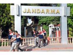 İzmir'de 80 Kg. Esrar Ele Geçirildi!