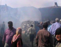 Çorum'da Çıkan Yangında 2 Ev Kullanılamaz Hale Geldi