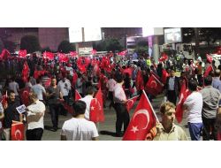 Başbakanı Karşılamak İsteyenler Atatürk Hava Limanı'na Geldi