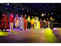 Dünya Çocukları, Şehzadeler Şehri Amasya’da 15 Bin Kişiyi Coşturdu