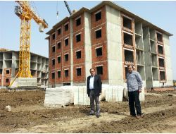 Toki, Akyazı'da Örnek Daireyi Konut Alacakların Beğenisine Sundu