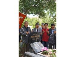Şair Abdurrahim Karakoç Kabri Başında Anıldı