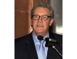 "Downer, Avustralya'nın Washington Büyükelçisi Olmak İstiyor"