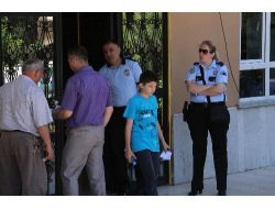 Sbs Stresini Geride Bırakan Öğrenciler, Sonuçların Açıklanmasını Bekliyor