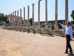 Louvre Müzesi, İzmir'in Apollon ve Jüpiter Heykellerini İade İsteğini Reddetti!!