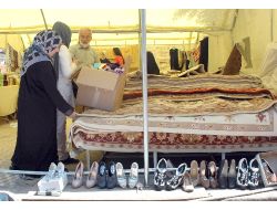 İhh Yetimler İçin Kermes Açtı