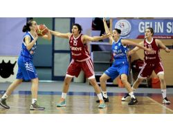 Ümit Kızlar, Yunanistan’ı Da 50 - 42 Yendi